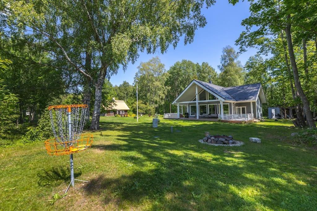 Modern Villa With Sauna & Hot Tub Hiiumaa Dış mekan fotoğraf