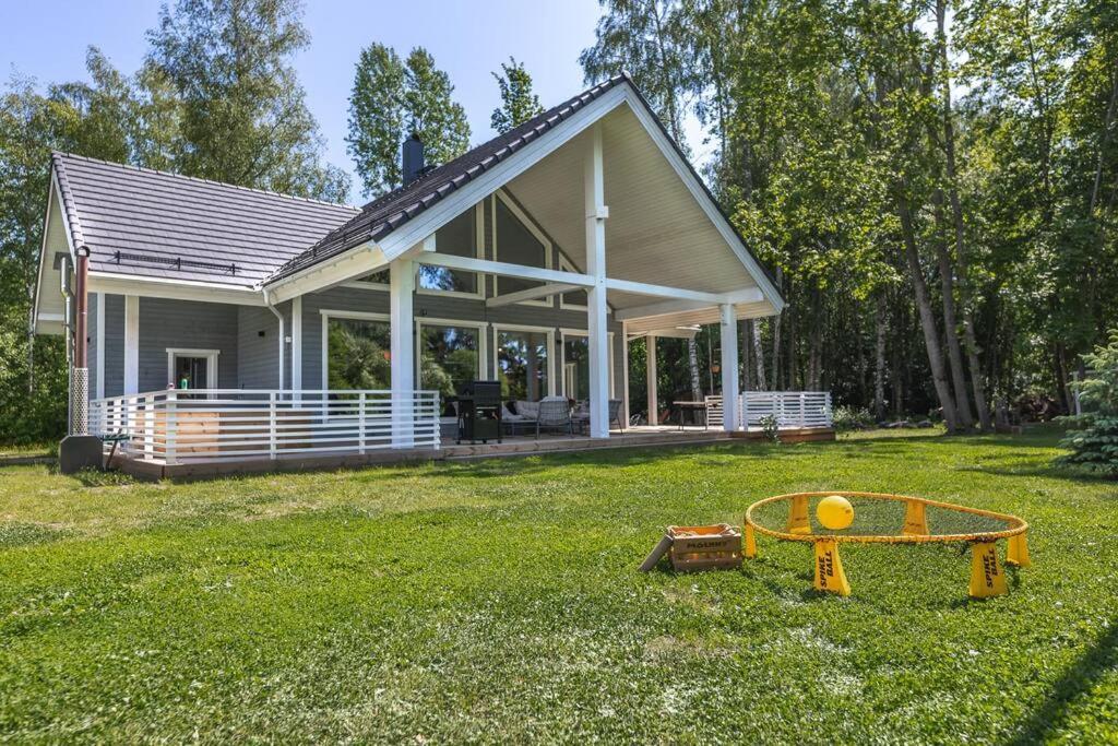 Modern Villa With Sauna & Hot Tub Hiiumaa Dış mekan fotoğraf